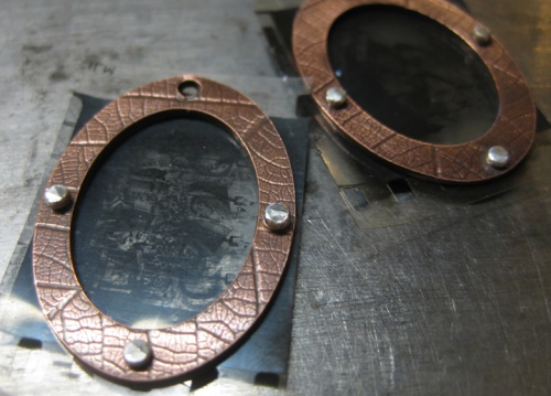 Riveting copper washers